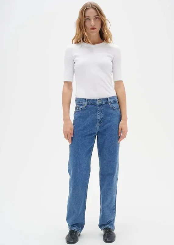 Dagna T-Shirt Iron Safe Non-Iron Wrinkle Free