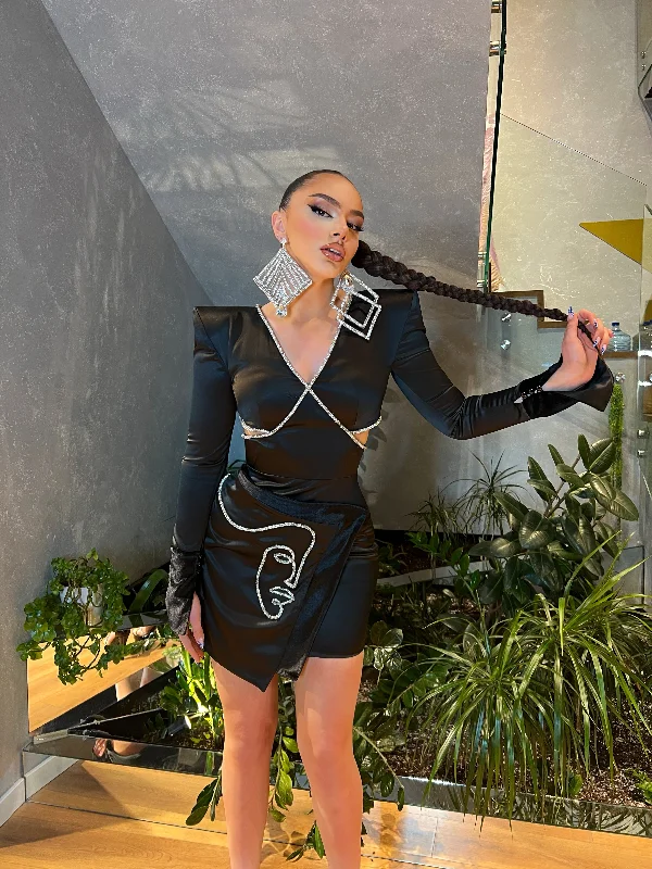 One Line Portrait Short Black Dress Tunics Brand named