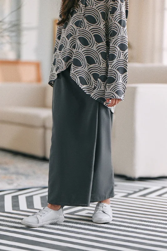 The Caya Bintang Folded Skirt - Steel Grey cashmere skirt fine