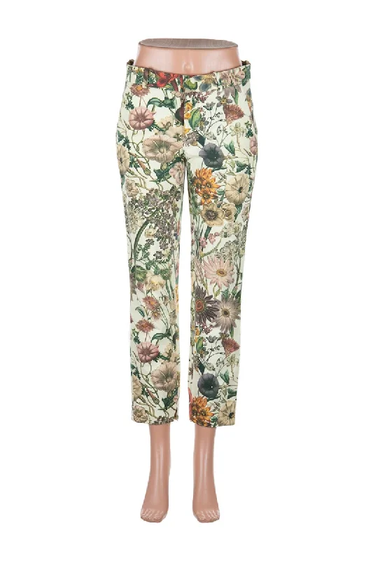 Zara Woman Pants Fashionable Button-Up Pants