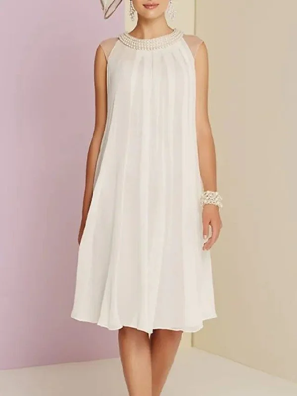 Sheath / Column Mother of the Bride Dress Elegant Jewel Neck Knee Length Chiffon Sleeveless with Pleats Beading Sheath / Column Mother of the Bride Dress Elegant Jewel Neck Knee Length Chiffon Sleeveless with Pleats Beading