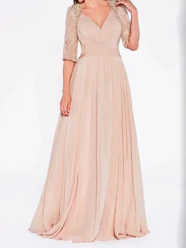 A-Line Mother of the Bride Dress Plus Size Sexy Plunging Neck Sweep / Brush Train Chiffon Lace Half Sleeve with Lace Criss Cross Pleats