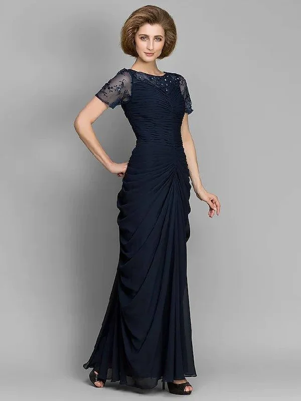 Sheath / Column Mother of the Bride Dress Elegant Bateau Neck Floor Length Chiffon Short Sleeve with Ruched Beading Sheath / Column Mother of the Bride Dress Elegant Bateau Neck Floor Length Chiffon Short Sleeve with Ruched Beading