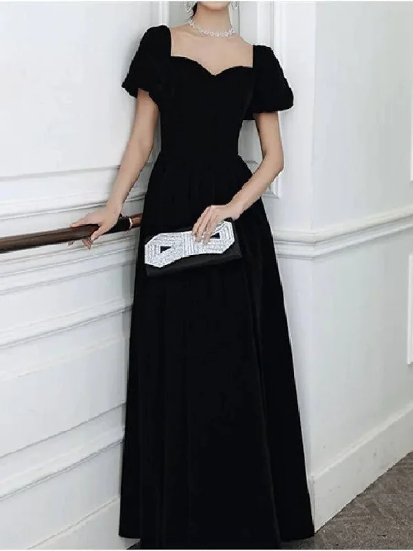 A-Line Mother of the Bride Dress Simple Elegant Square Neck Floor Length Velvet Short Sleeve with Pleats Solid Color
