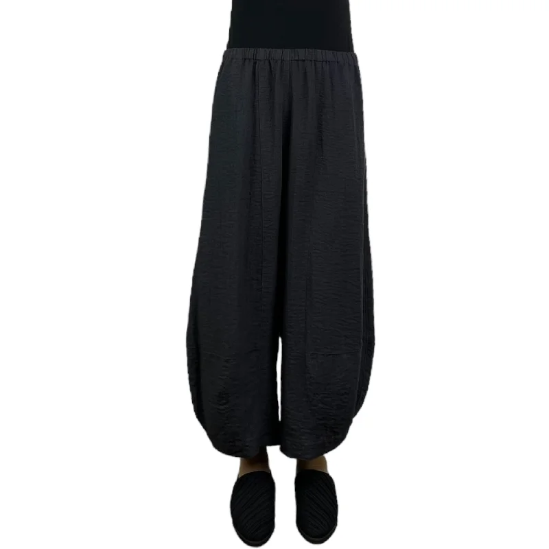 TUCKED HEM PANT