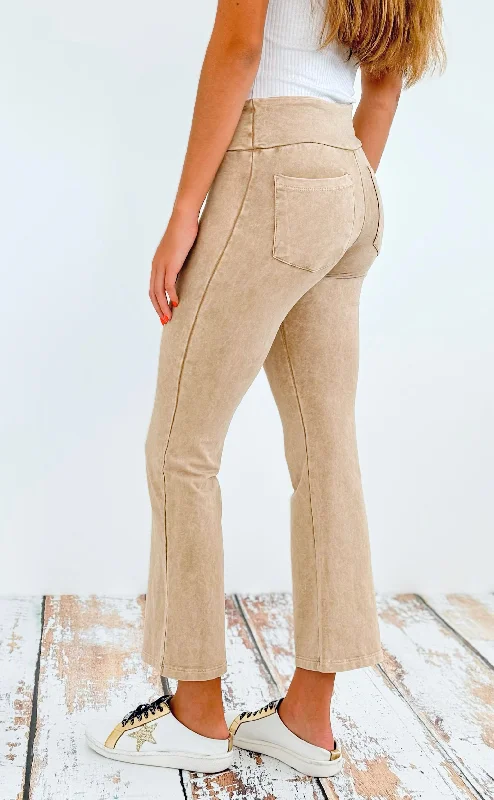 Mineral Wash Cropped Capri Stretch Pants