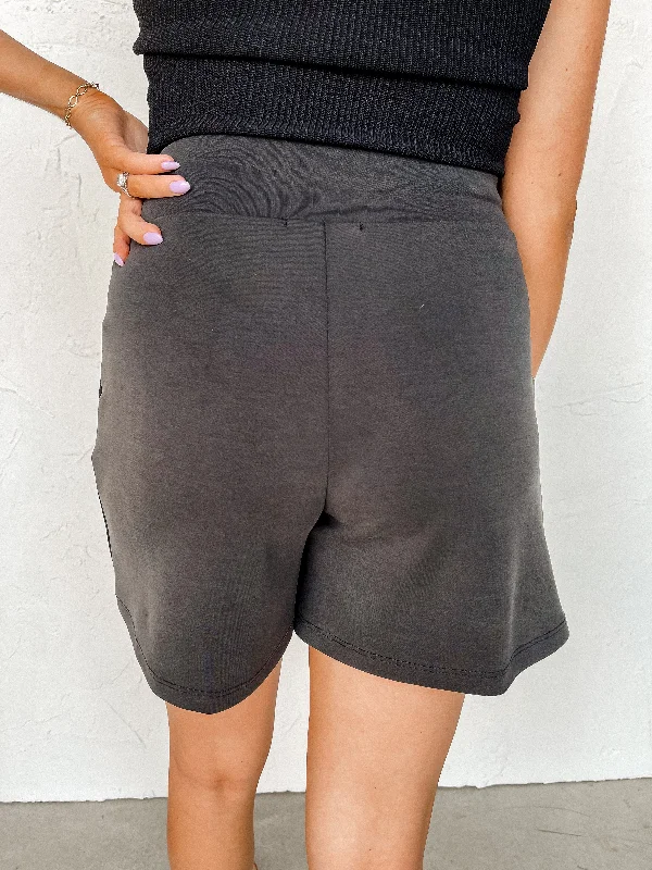 Stand Out Pleated Shorts