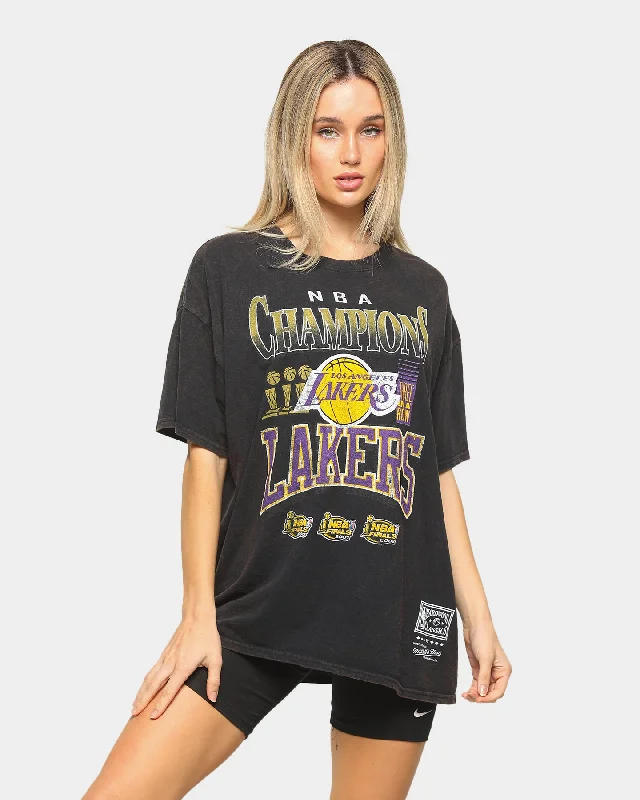 Mitchell & Ness Lakers Vintage Champs Short-Sleeve T-Shirt Black